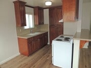Photo - 321 Gladys Ave Unit 4