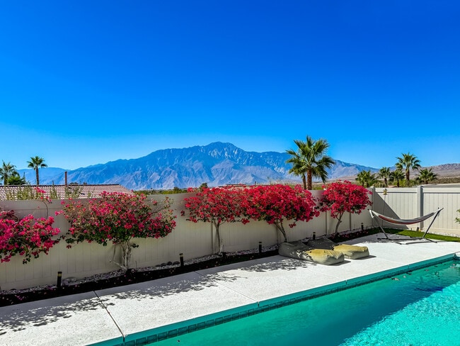 Building Photo - 64329 Silver Star Ave