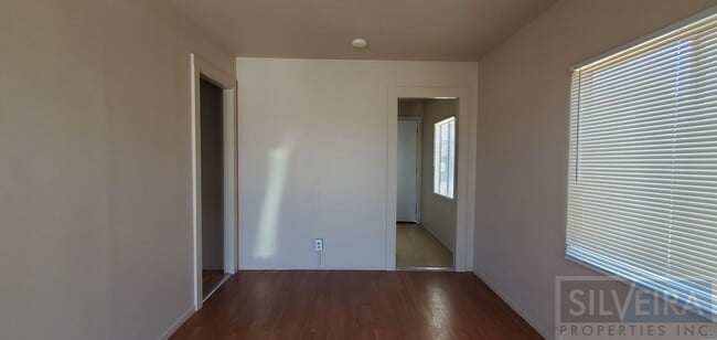 Photo - 708 W Fesler St