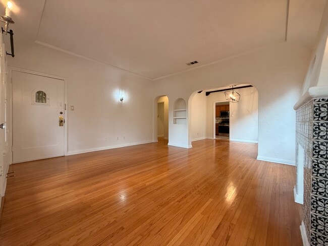 Living Room - 1437 S Holt Ave Unit 1437 1/2