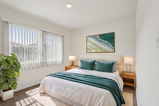 Photo - Crenshaw Terrace