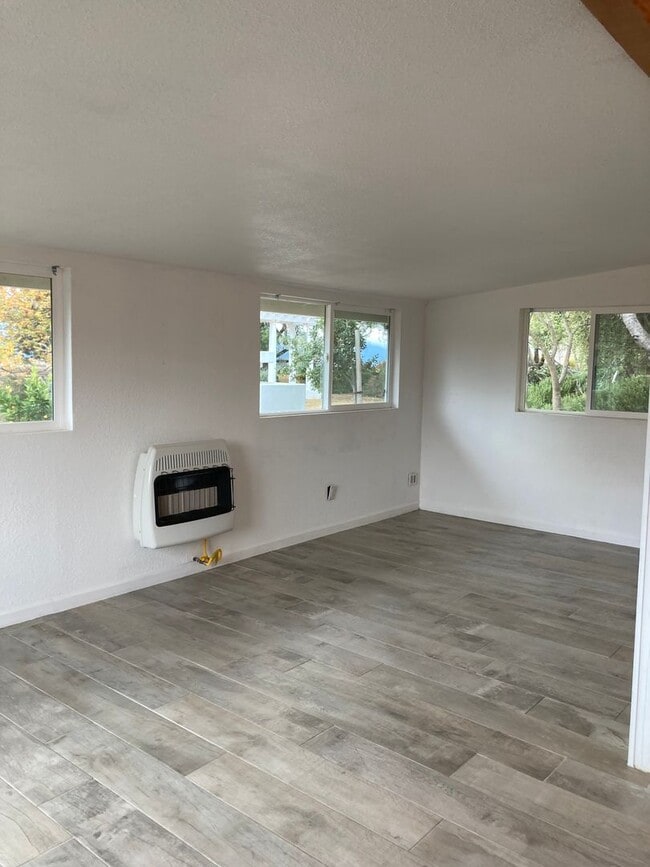 Photo - Studio in Oak Trails Estates-Gorgeous Views (Utilities Included)