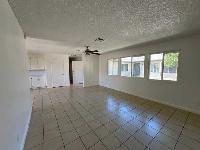 Photo - 3bd/2ba Duplex! - Hemet, CA