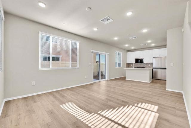 Photo - 28381 Via Solero