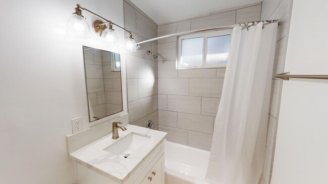 Photo - 4019 Oakwood