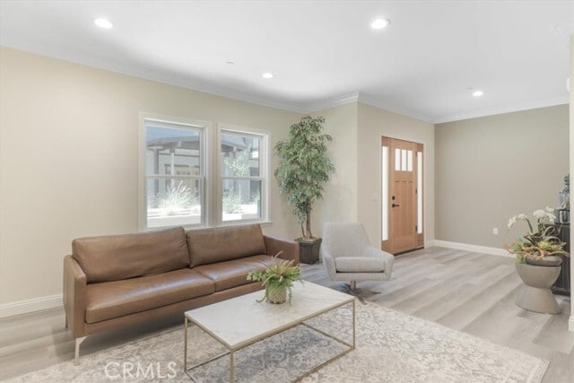 Photo - 571 Lincoln Ave