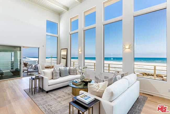 Building Photo - 24314 Malibu Rd