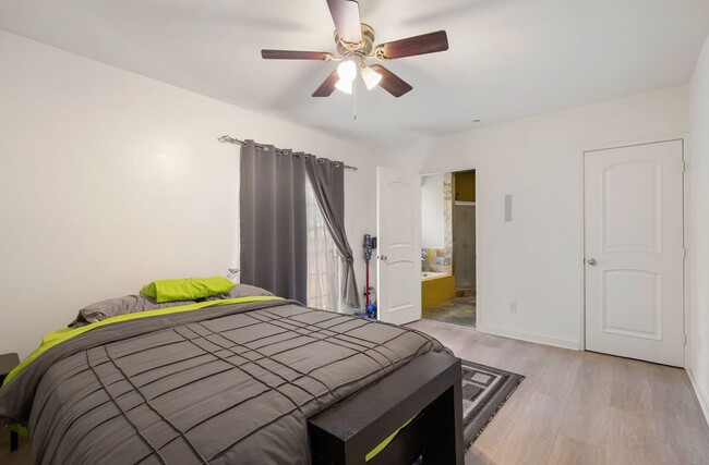 Photo - 4108 Harter Ave