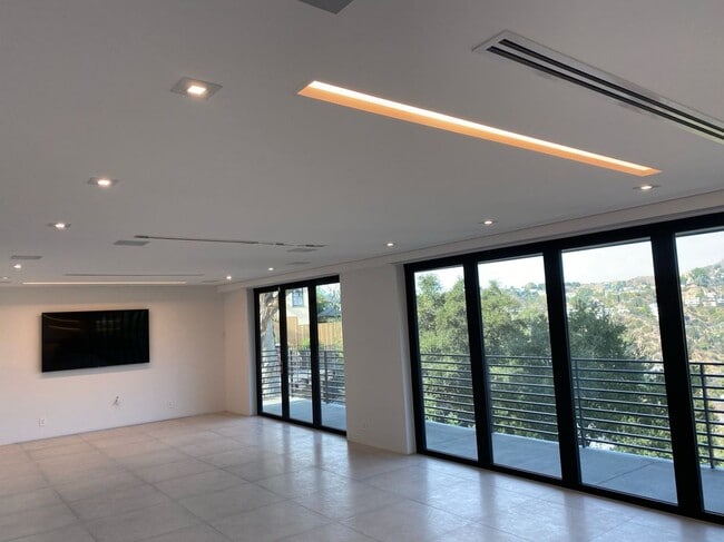 Photo - 5710 Hill Oak Dr