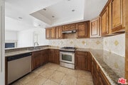 Photo - 4733 Elmwood Ave Unit 304
