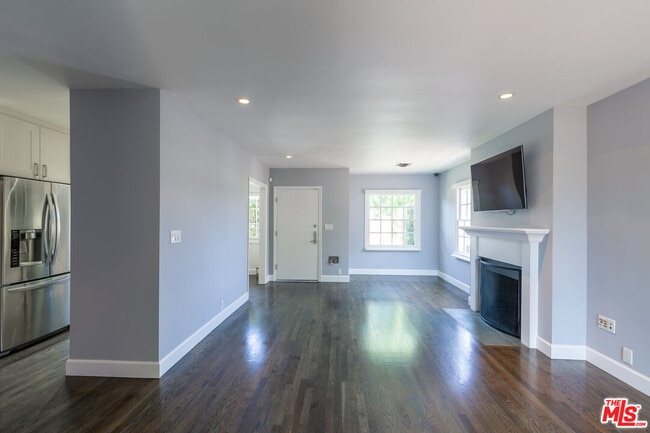 Photo - 1530 S Sierra Bonita Ave