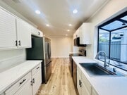 Photo - 12 Amberleaf