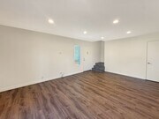 Photo - Spacious 3BR/2BA with Private Yard in Para... Townhome