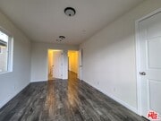 Photo - 7117 Hawthorn Ave Unit 2