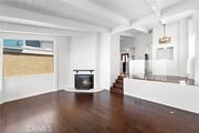 Photo - 1089 Baja St