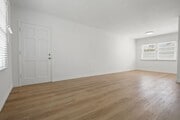 Photo - 1034 5th St Apartment Unit E