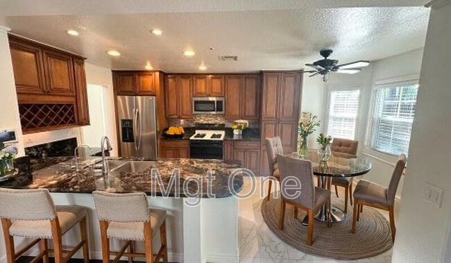 Photo - 13723 Berkeley Ct