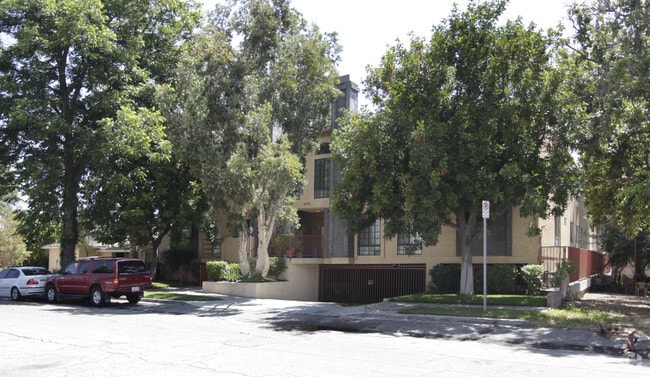 Building Photo - 5408 Carpenter Ave