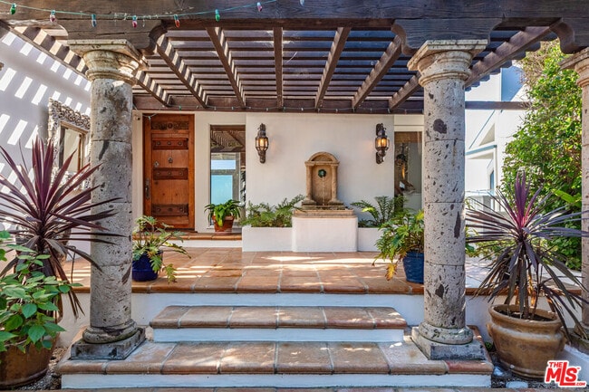 Photo - 24408 Malibu Rd