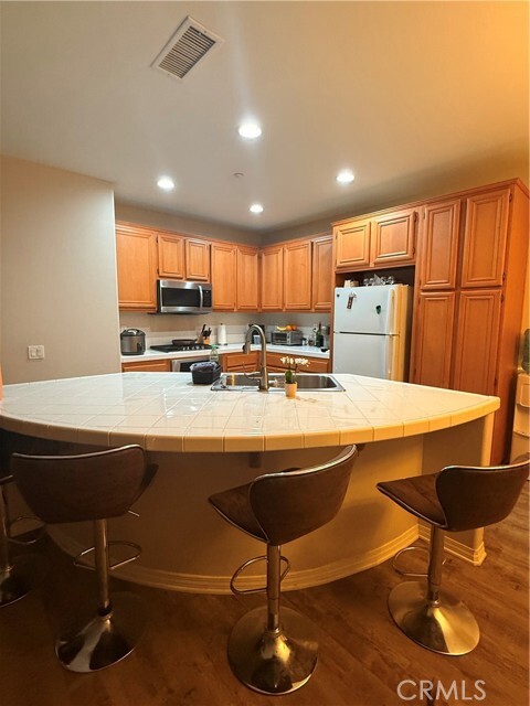 Photo - 3320 Shadetree Way