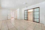 Photo - 14323 Califa St