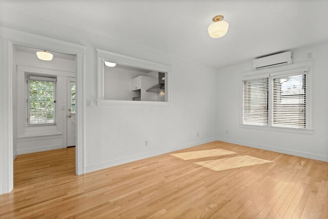 Photo - Adorable 1 bed / 1 bath Stand-Alone Bungalow in the Heart of Echo Park with Laundry & Parking Unit 1712 1/2