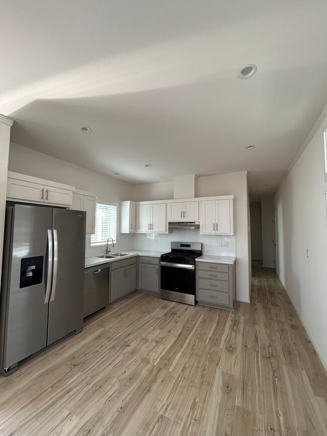 #66 Kitchen - Garden West Estates (55+ Senior)