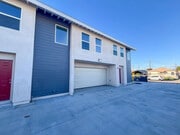 Condo View - 5017 Clara St