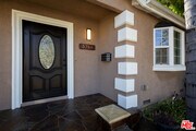 Photo - 5766 Newcastle Ave