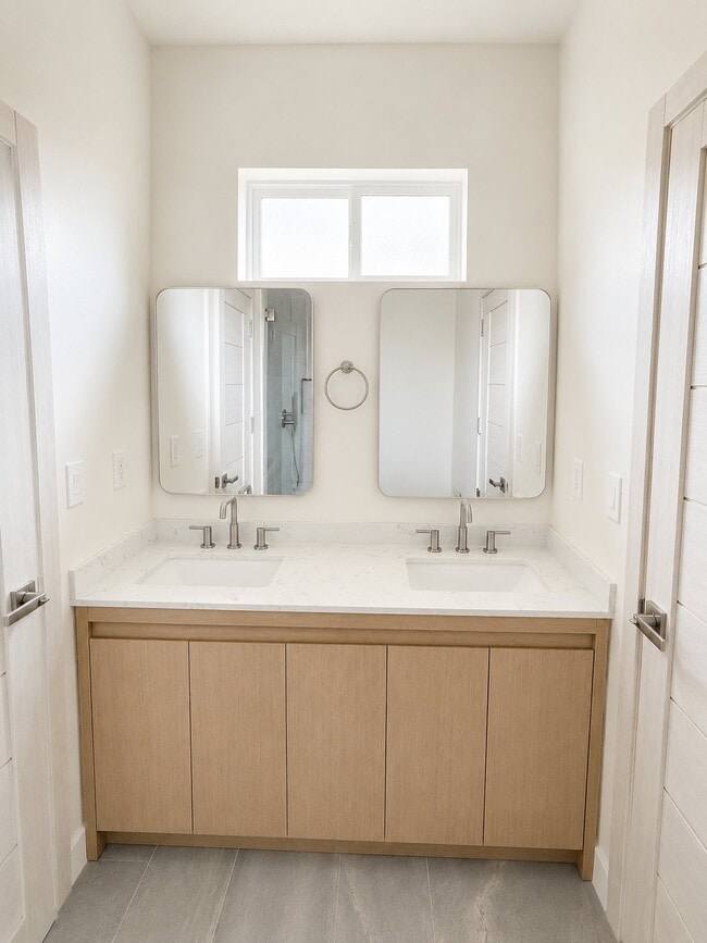 Photo - 9346 Creemore Dr