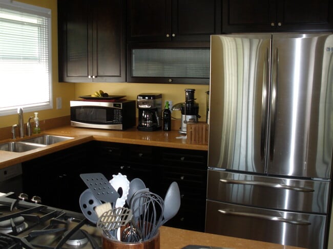 Photo - 1334 E 1st St Unit 7