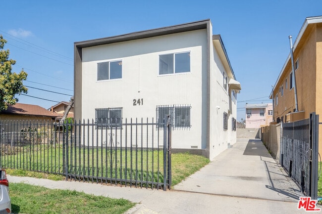 Photo - 241 W 84th St Townhome