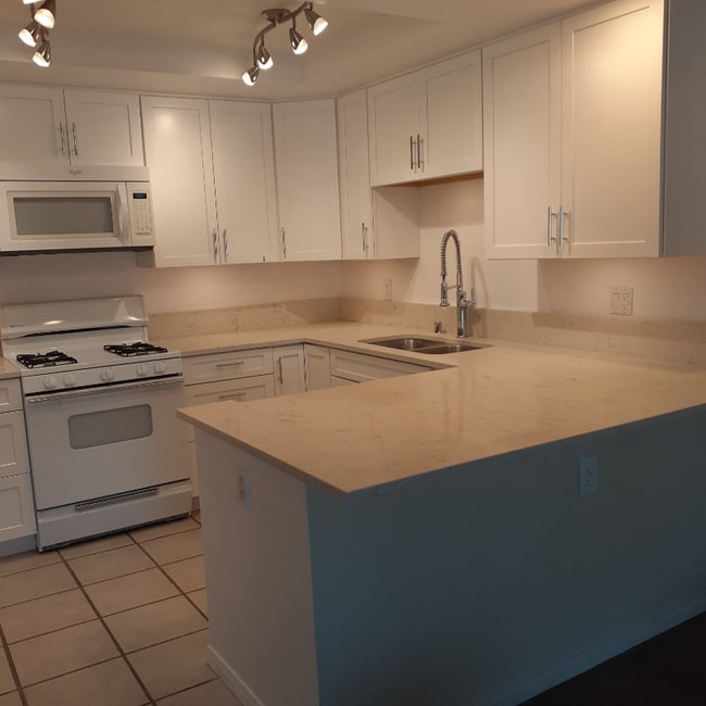 Photo - 9885 Caspi Gardens Dr Unit 2