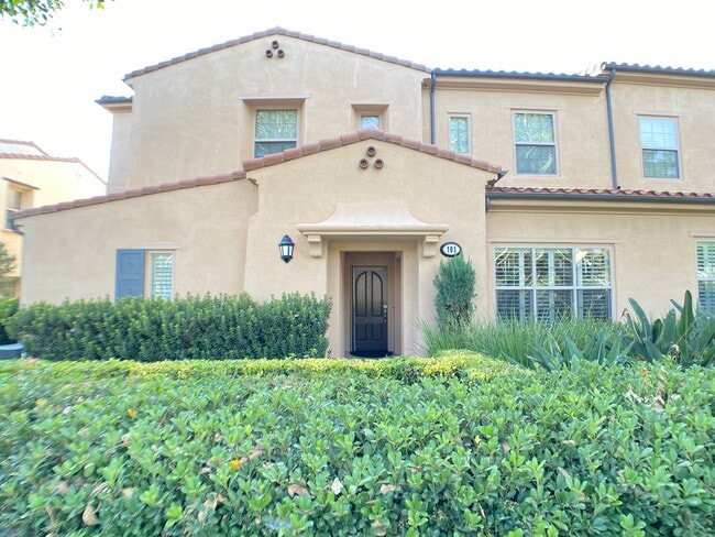 Photo - 101 Hallmark