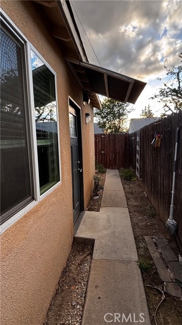 Photo - 7922 Lindley Ave