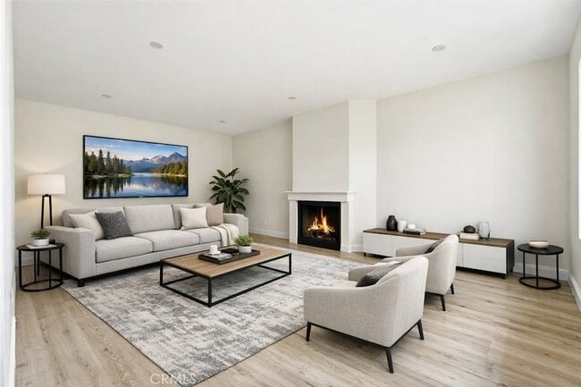 Photo - 7751 Newman Ave