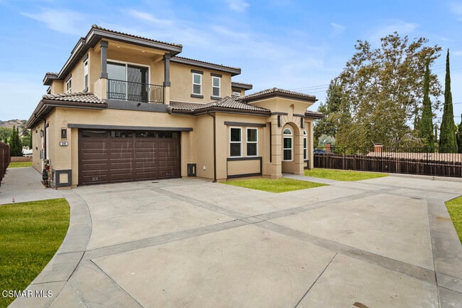 Photo - 295 Toyon Ct