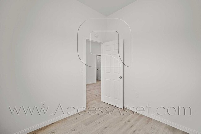 Photo - Cozy 2 Bed/1 Bath Unit In Peaceful Homeland Neighborhood!
