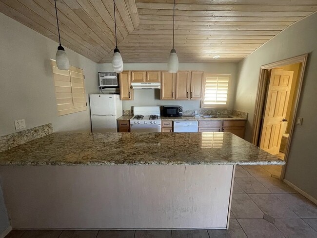 Photo - 44510 San Carlos Ave Unit 4