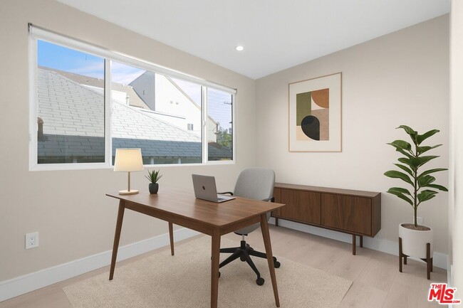 Photo - 38 Paloma Ave