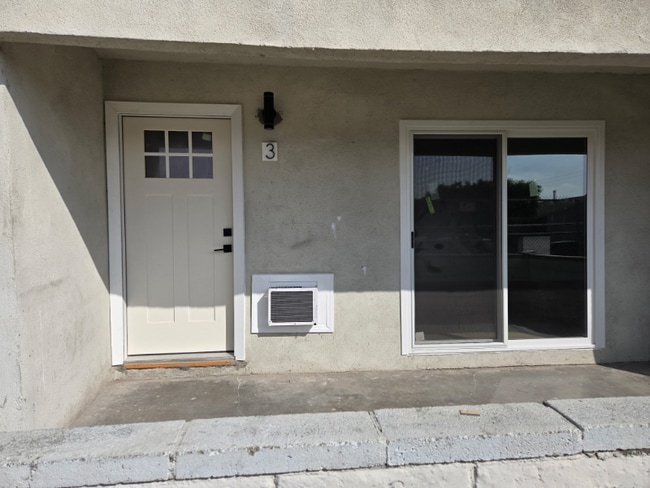 Photo - 14700 Hubbard St Unit 3