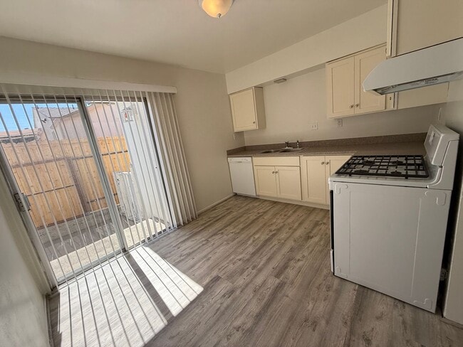 Photo - 962 - Down Property Unit 3918