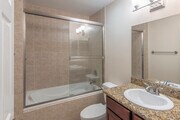 2 BR, 2 BA - 895 SF - El Palacio *$500 Off* Apartments