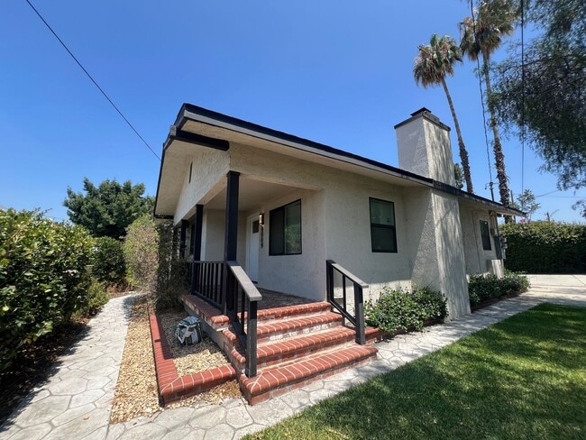 Photo - 2101 Unit 8009