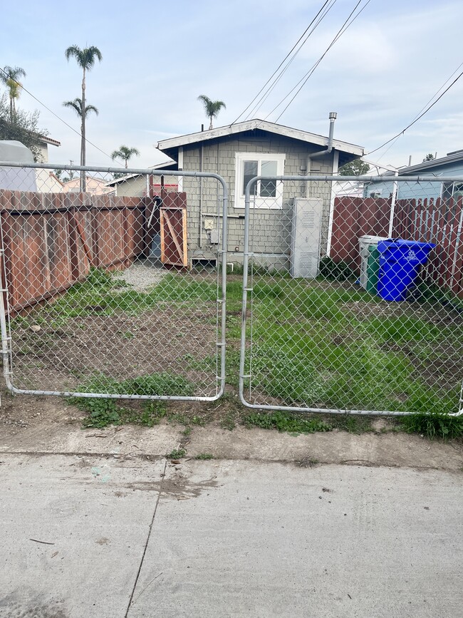 Photo - 5056 Hawley Blvd