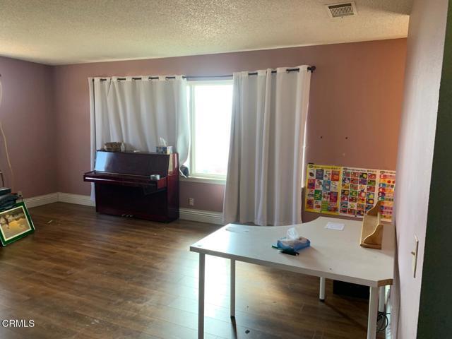 Photo - 18534 Symeron Rd