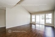 Photo - 5794 N E St