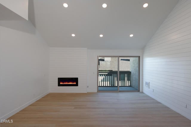 Photo - 2945 Harbor Blvd