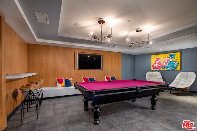 Photo - 750 S Oxford Ave Unit 677