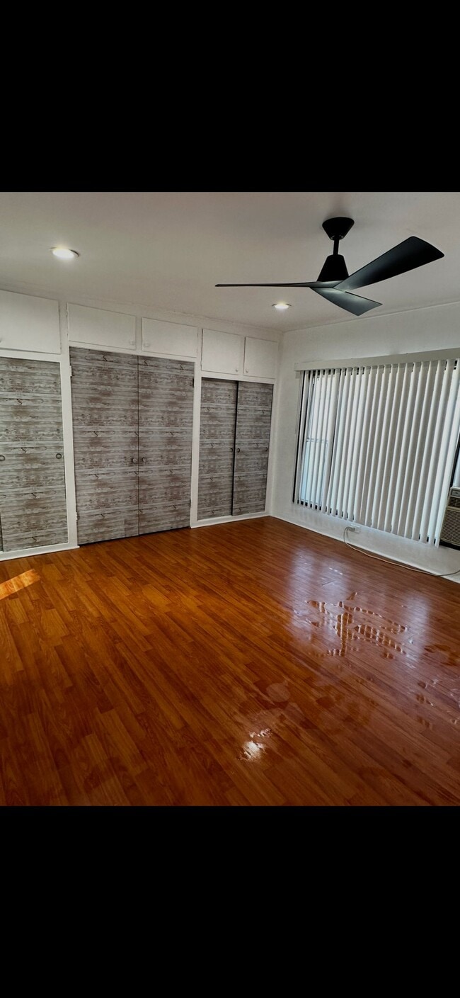 Photo - 323 N Chevy Chase Dr